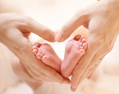 Pregnancy baby feet osteopath Bath